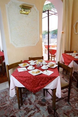 Hotel Britannia 3*