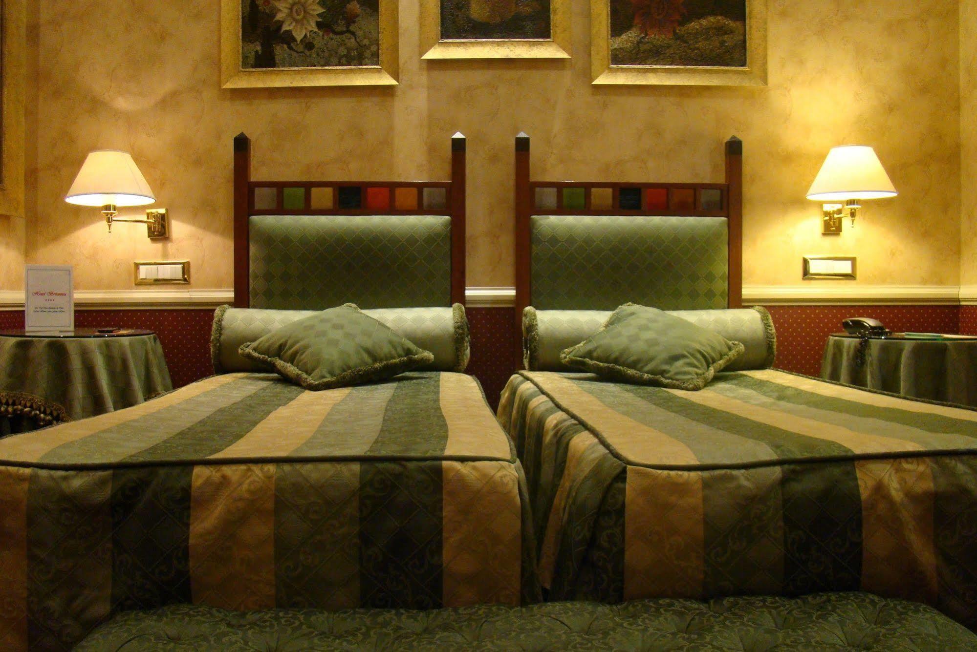 Britannia 3*